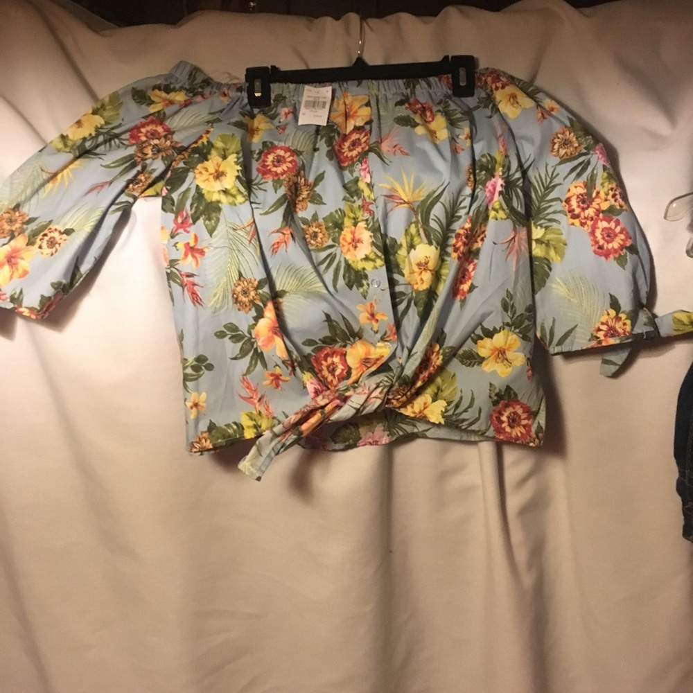 Crop top